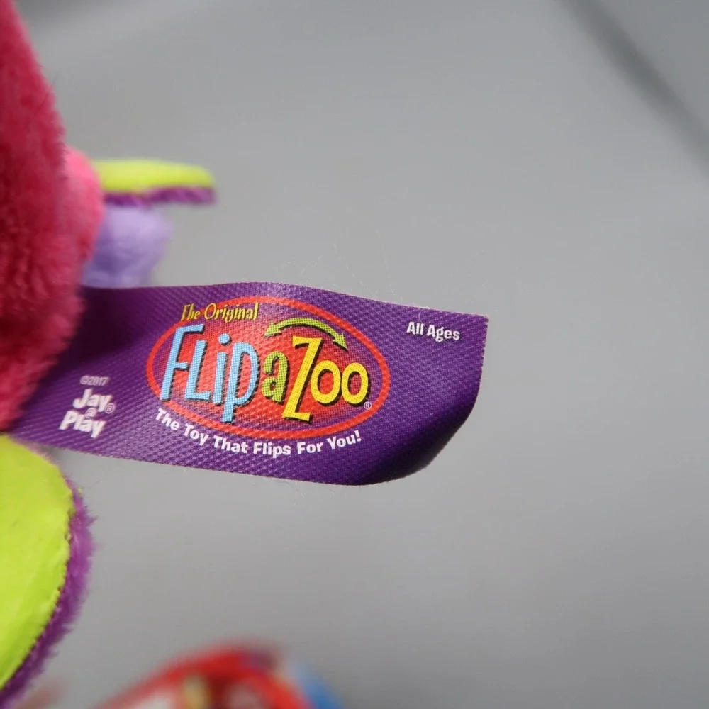 Lamaze Peek-A-Boo Forest Clip On Baby Teething Crinkle Soft Book & 2 Flipazoo